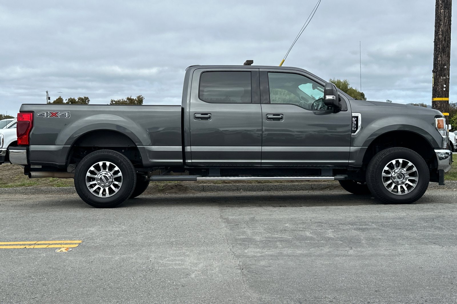 Used 2020 Ford F350 Lariat w/ Lariat Value Package image 6