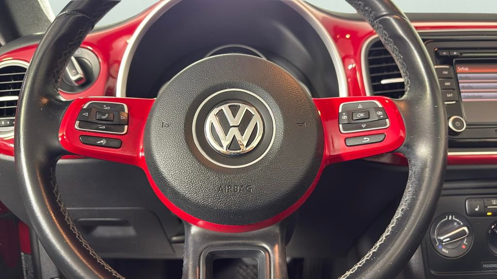 Used 2013 Volkswagen Beetle 2.5 image 27