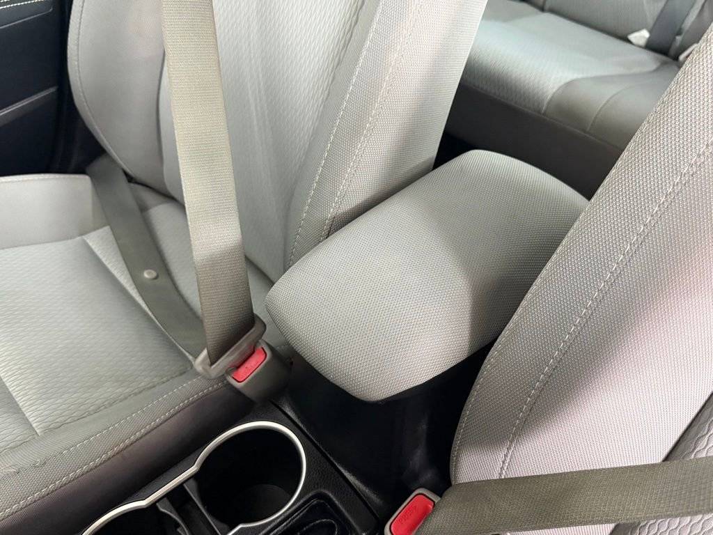 Used 2016 Toyota Corolla LE image 27