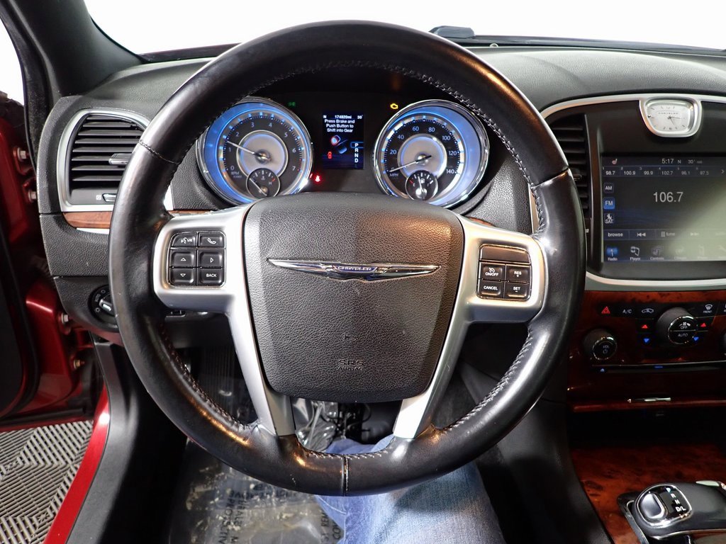 Used 2012 Chrysler 300 Limited image 17