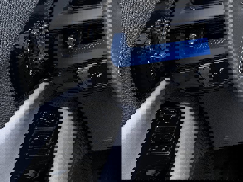 New 2026 Cadillac Optiq Luxury 2 image 46