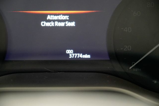 Used 2025 Toyota Sienna XLE FWD image 16