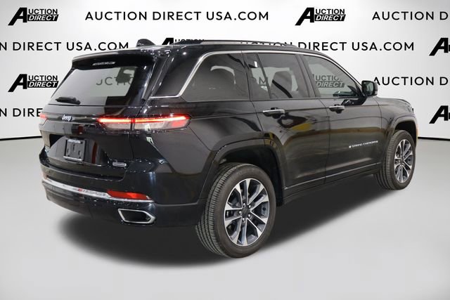 Used 2023 Jeep Grand Cherokee Overland AWD/4WD image 58