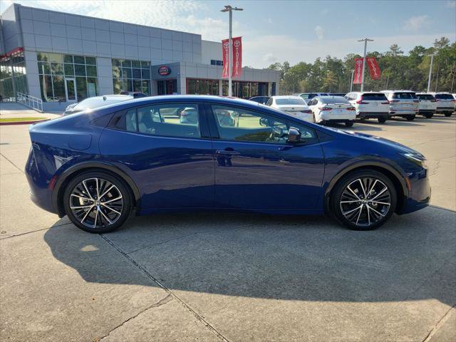 Certified 2026 Toyota Prius XLE FWD image 8