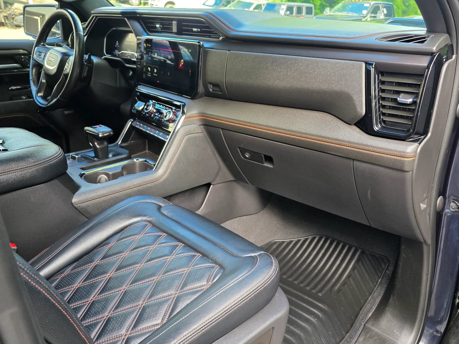 Used 2023 GMC Sierra 1500 AT4 w/ AT4 Premium Package AWD/4WD image 36