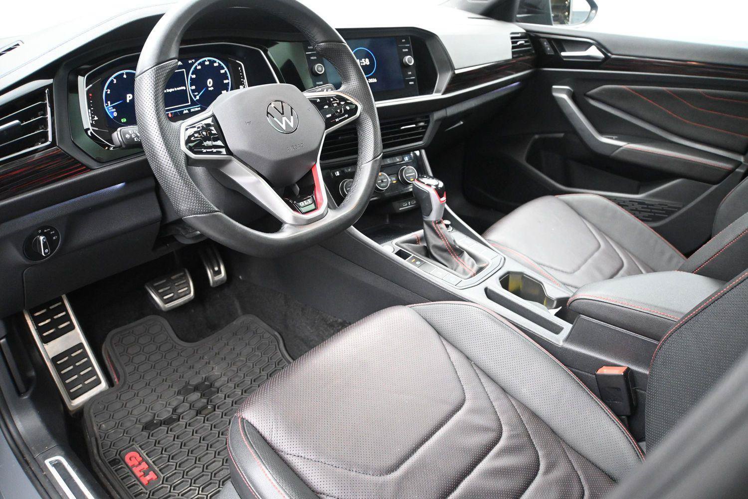 Certified 2024 Volkswagen Jetta GLI Autobahn w/ GLI Black Package FWD image 2