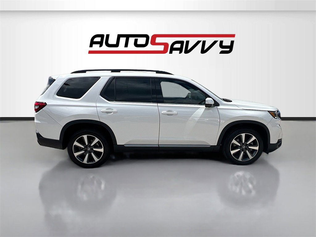 Used 2024 Honda Pilot Elite image 8