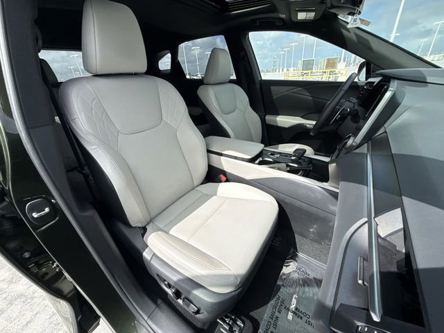 Used 2025 Lexus RX 350 Premium w/ Accessory Package (K3) image 26