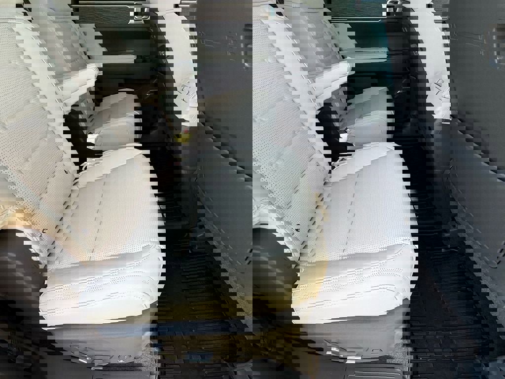 New 2026 Hyundai Santa Fe Calligraphy image 11