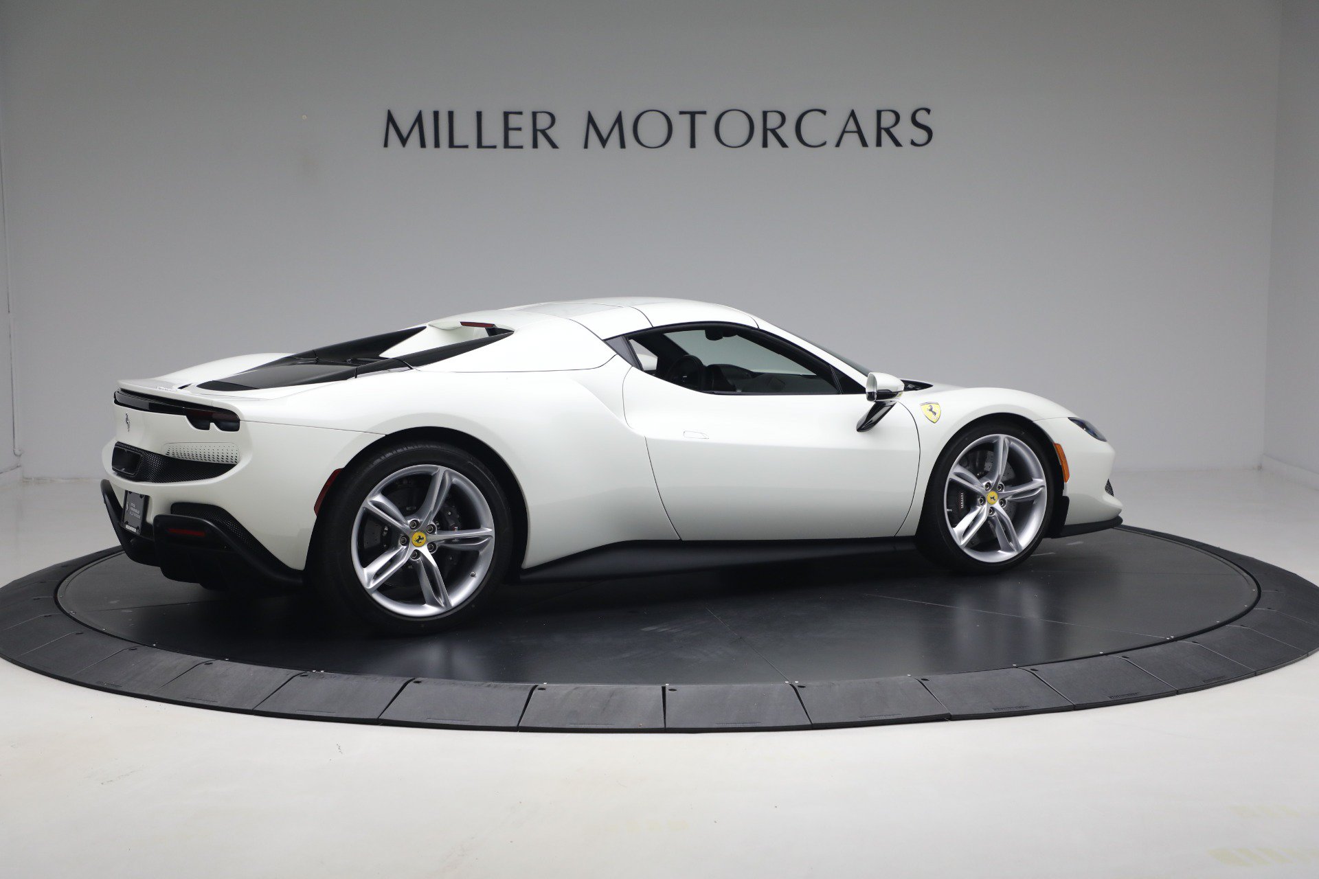 Used 2025 Ferrari 296 GTS RWD image 28