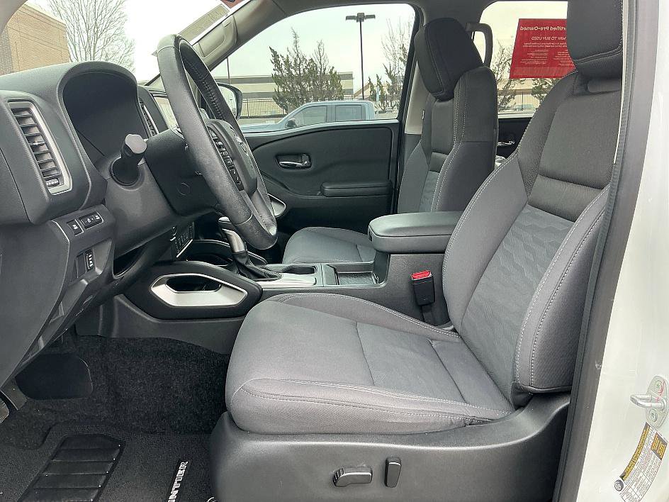 Used 2023 Nissan Frontier SV w/ SV Convenience Package image 12