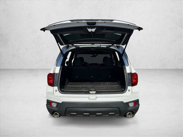 Used 2024 Honda Passport EX-L image 6