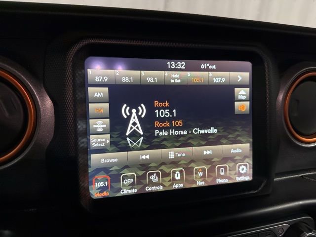Used 2021 Jeep Gladiator Mojave w/ Uconnect 4C Nav & Sound Group image 17
