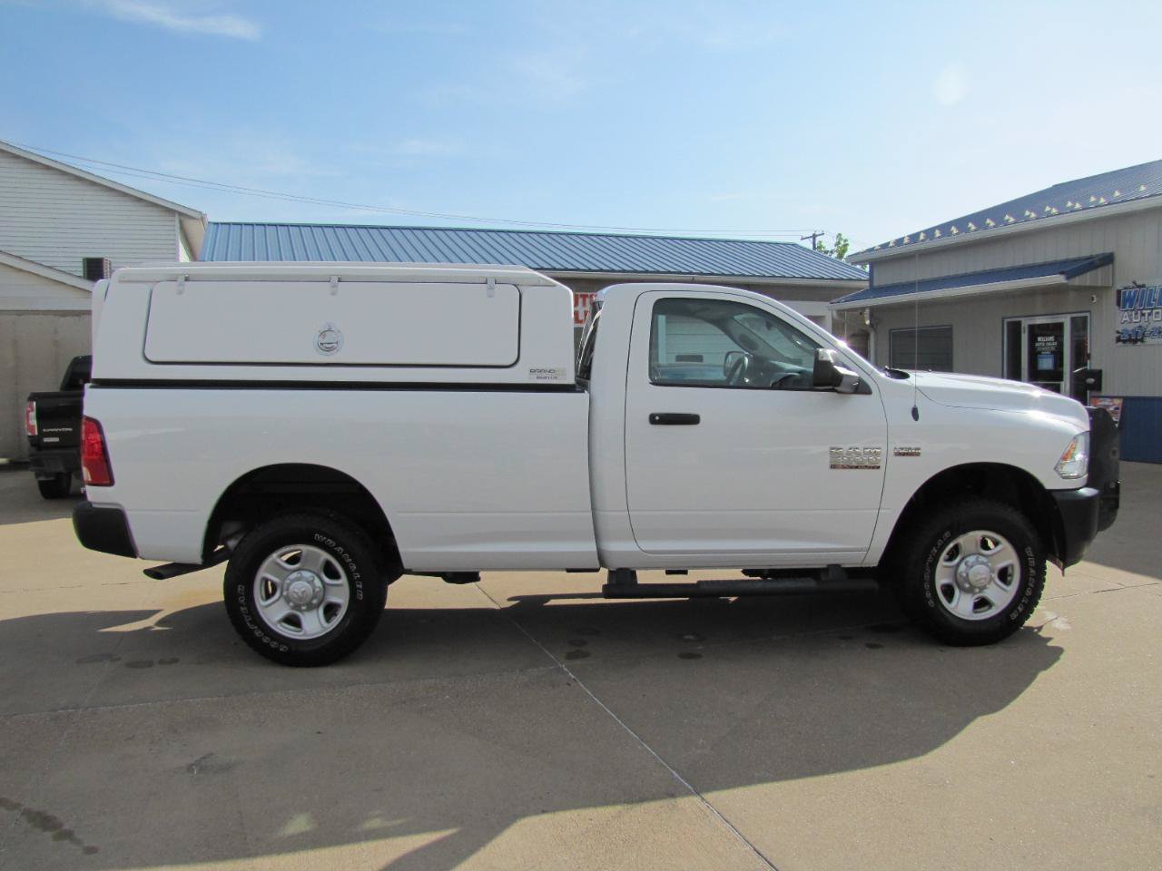 Used 2017 RAM 2500 Tradesman w/ Power Accessory Group AWD/4WD image 4
