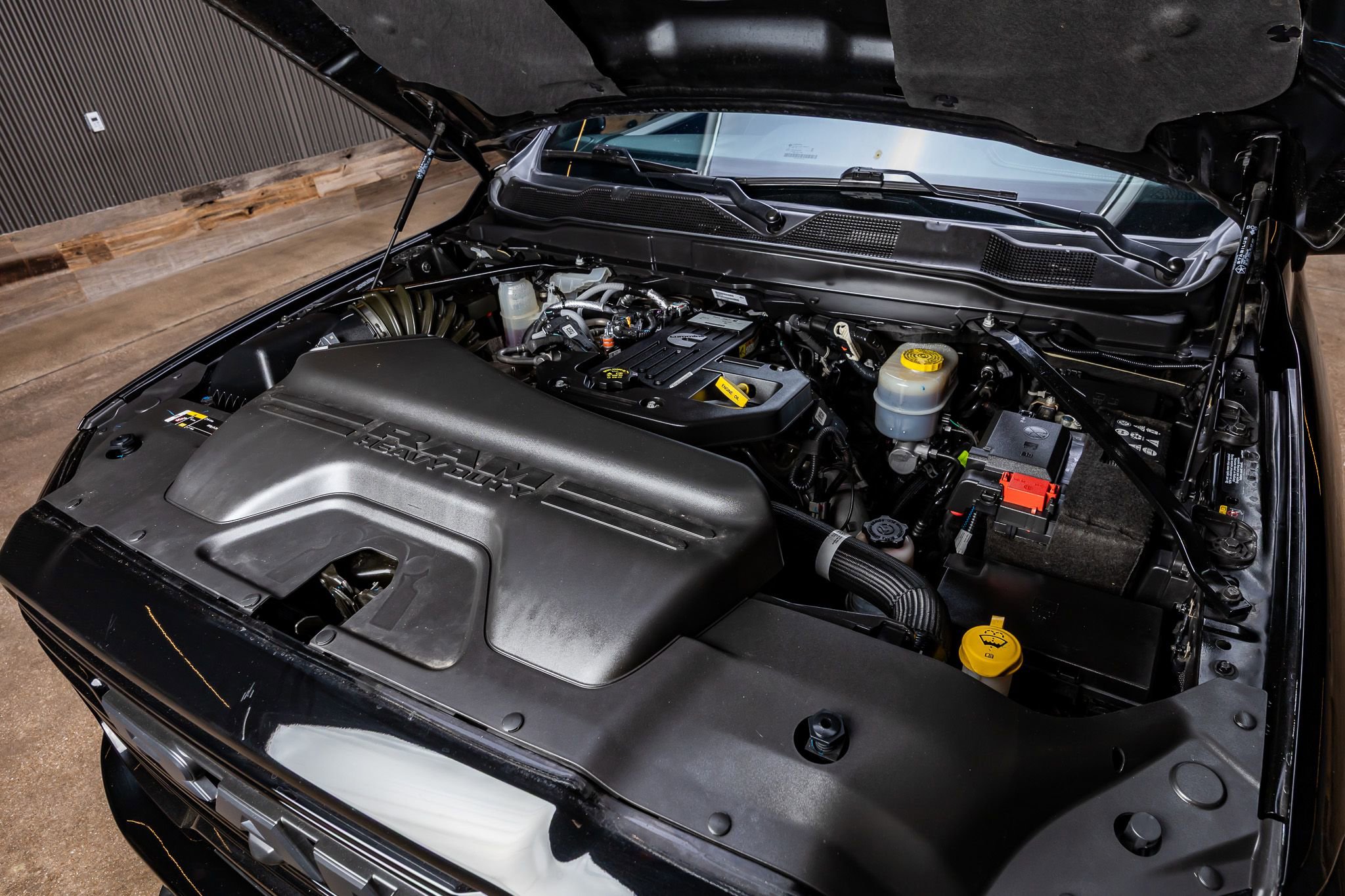 Used 2025 RAM 2500 Laramie image 40