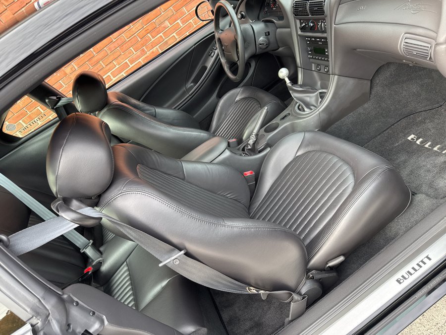 Used 2001 Ford Mustang GT RWD image 22