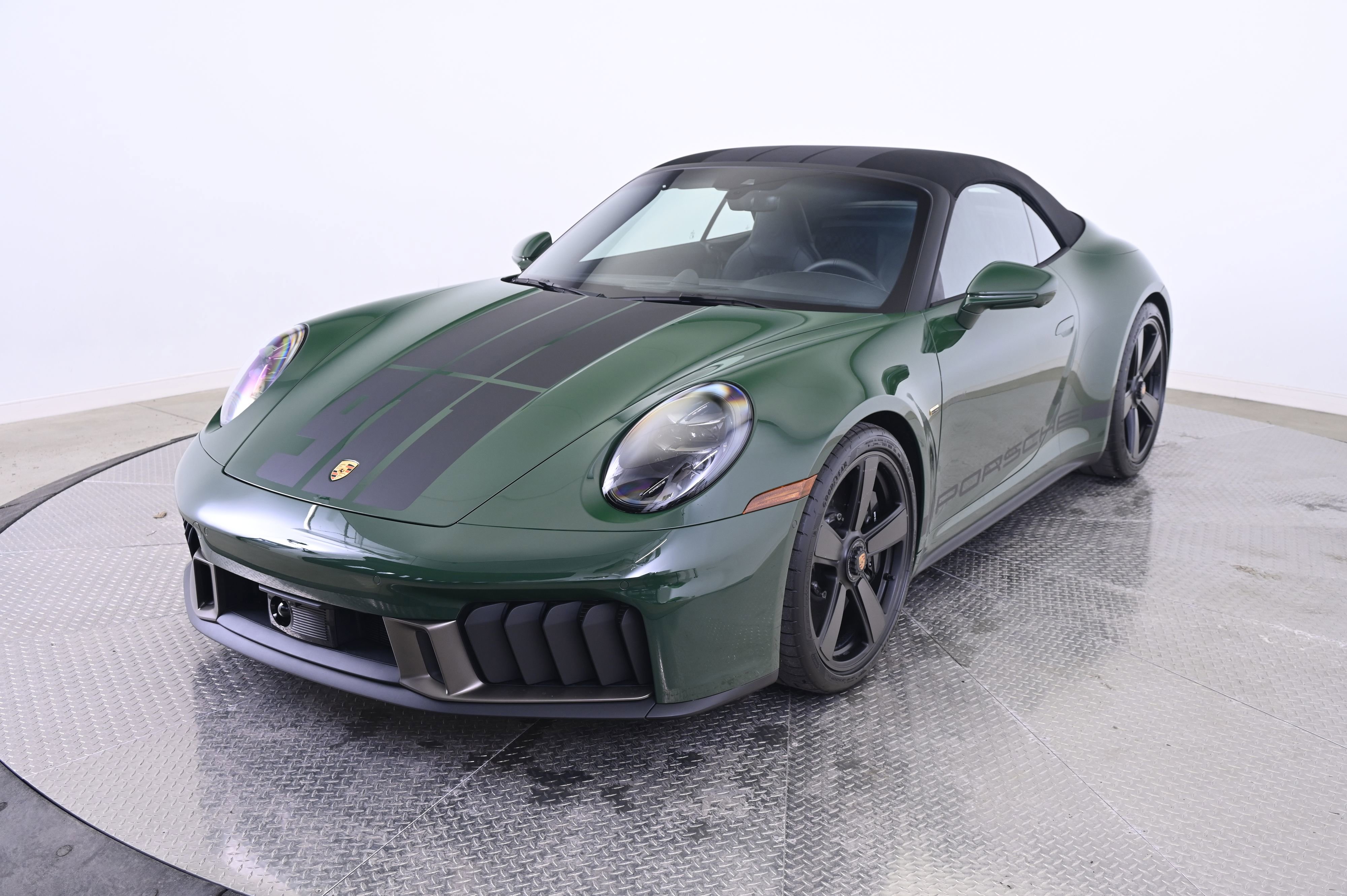 Certified 2026 Porsche 911 GTS image 11