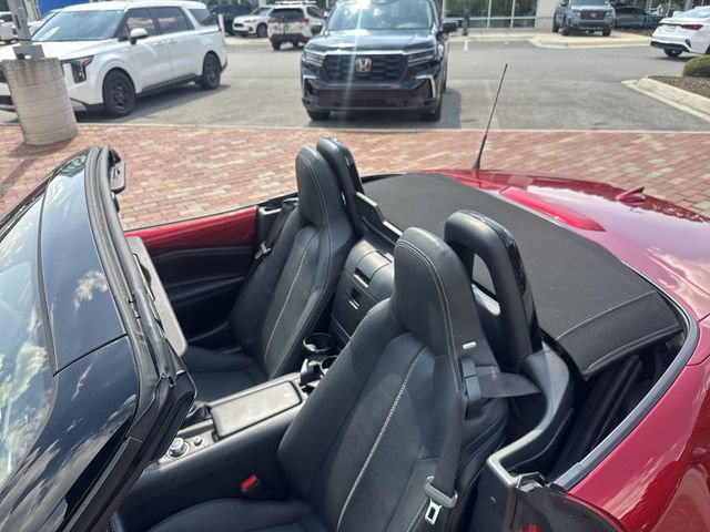 Used 2023 MAZDA MX-5 Miata Grand Touring RWD image 23