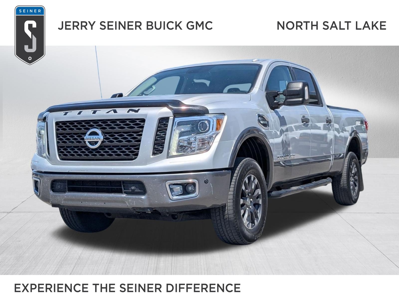 Used 2018 Nissan Titan PRO-4X w/ Pro-4x Convenience Package AWD/4WD image 1