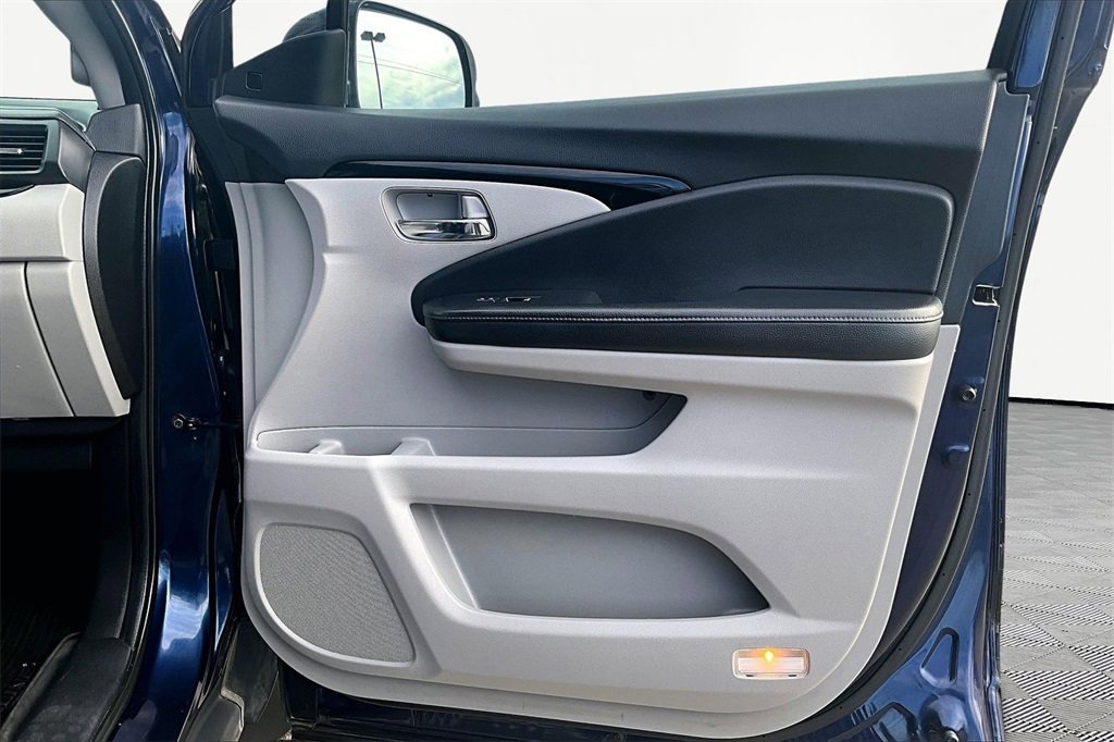 Used 2019 Honda Ridgeline RTL-E image 25