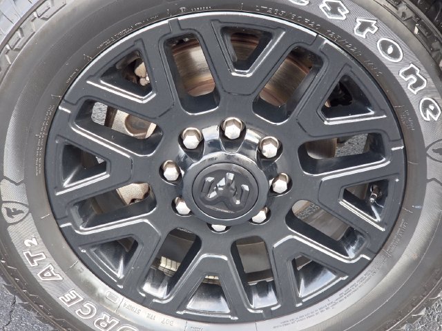 Used 2025 RAM 2500 Limited AWD/4WD image 12
