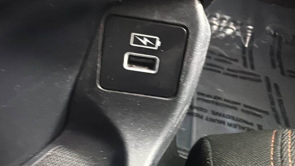 Used 2023 Honda HR-V Sport image 30