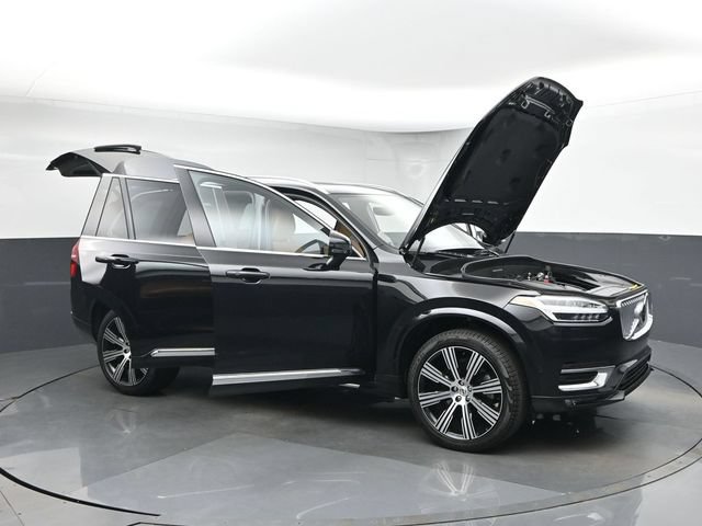 Used 2023 Volvo XC90 B6 Ultimate w/ Protection Package Premier AWD/4WD image 49