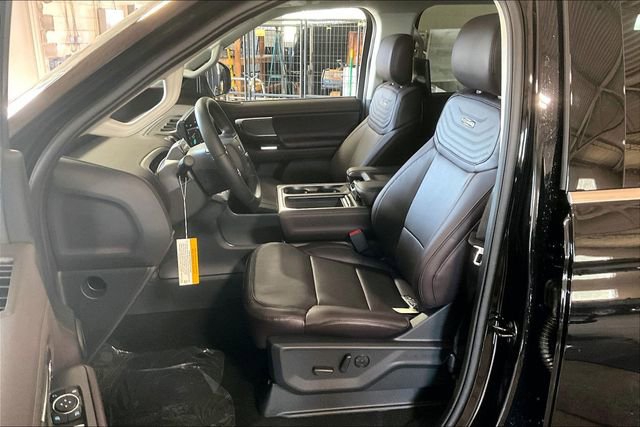 New 2026 Ford Expedition Max Platinum w/ Platinum Ultimate Package AWD/4WD image 9