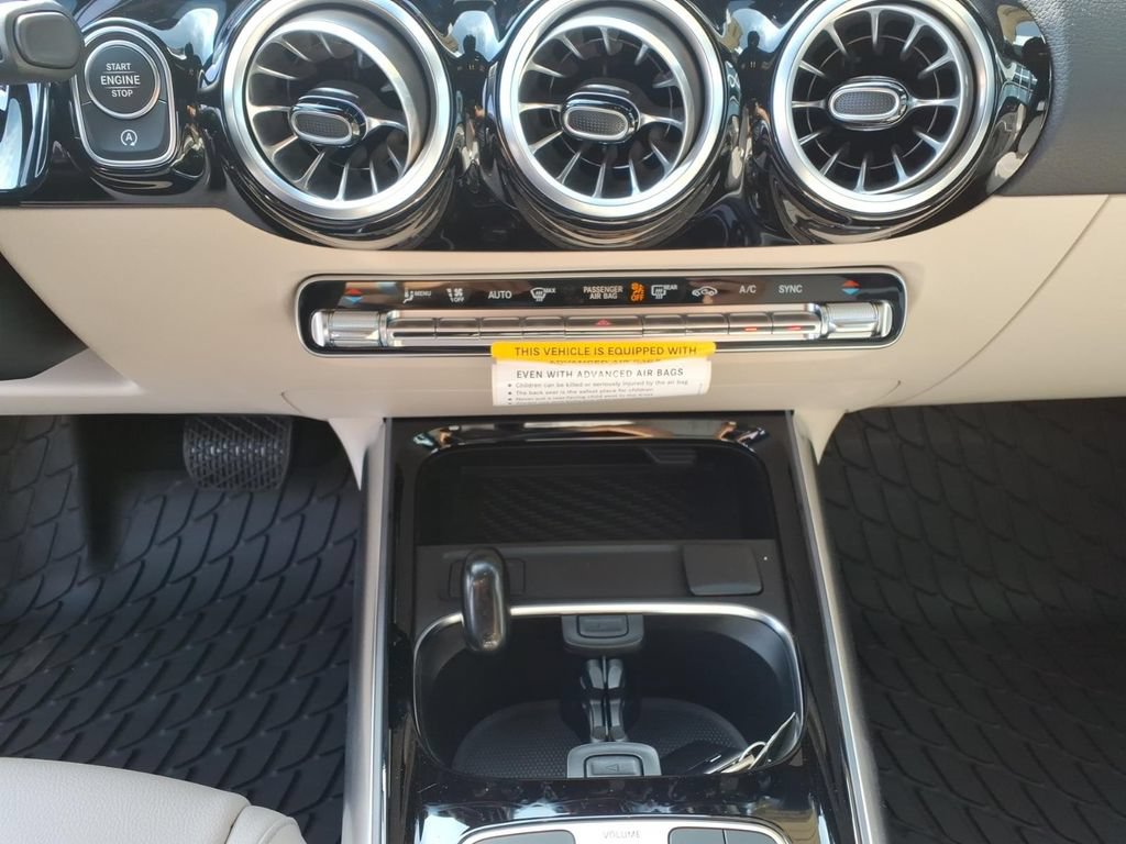 New 2026 Mercedes-Benz GLA 250 4MATIC image 23