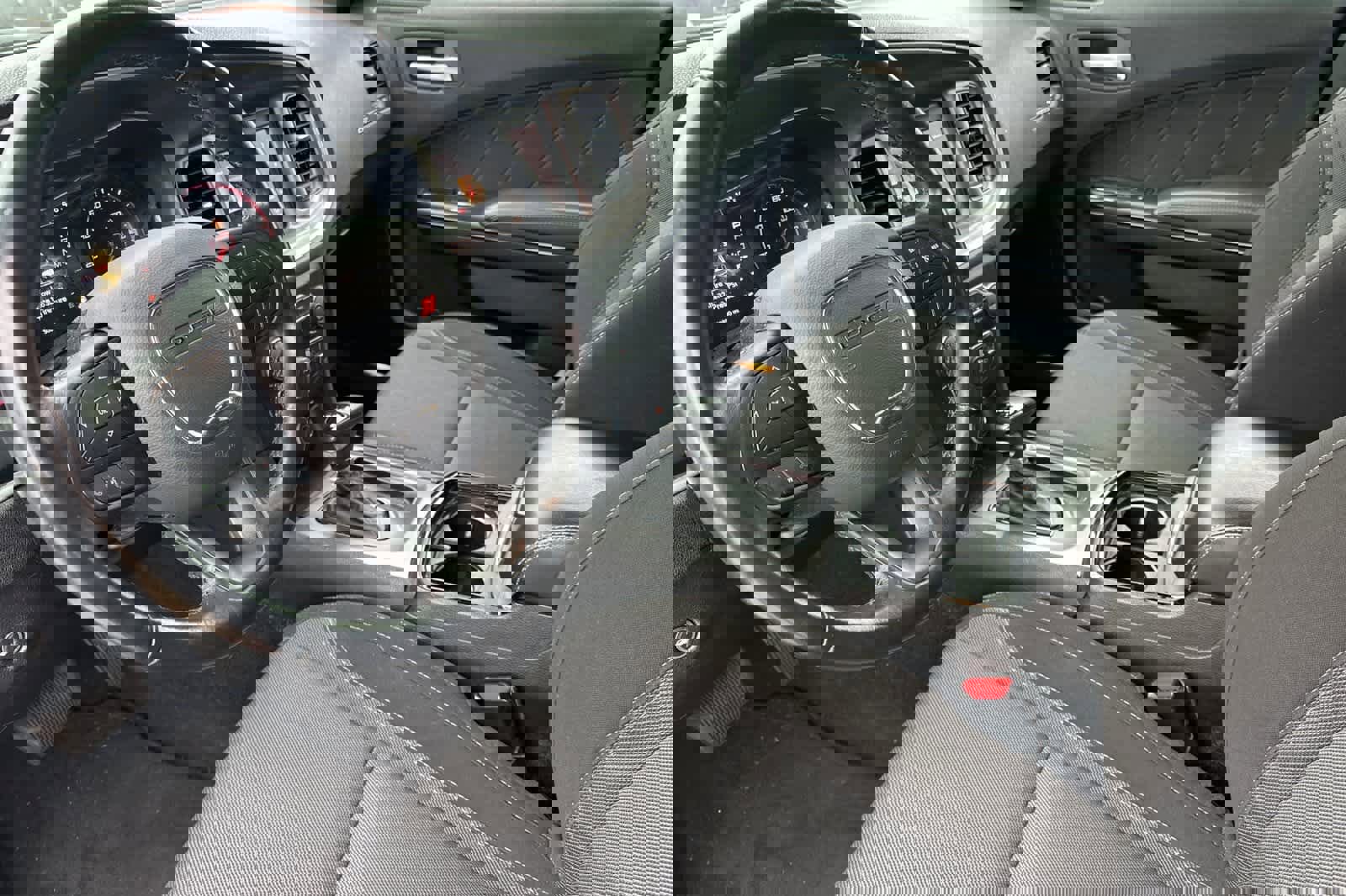 Used 2021 Dodge Charger SXT w/ Blacktop Package image 12