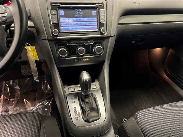 Used 2011 Volkswagen Golf TDI image 23