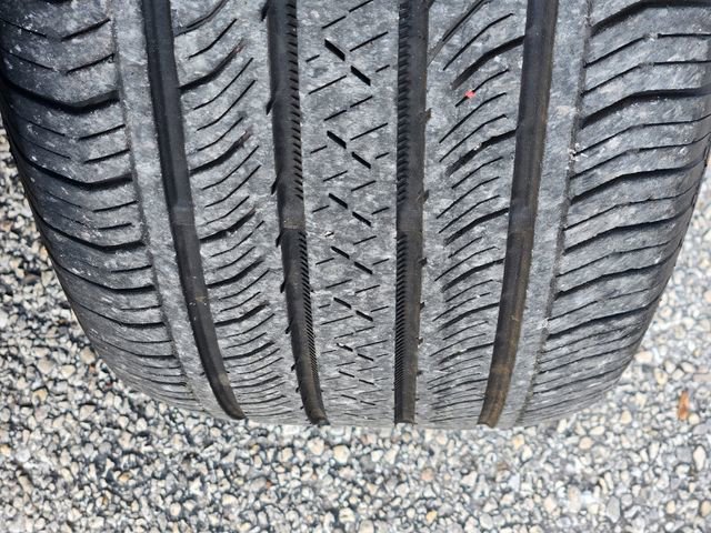 Used 2023 Buick Envision Essence image 11