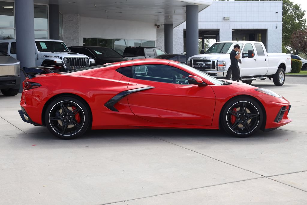 Used 2020 Chevrolet Corvette Stingray Preferred Cpe w/ 2LT Preferred Equipment Group RWD image 7