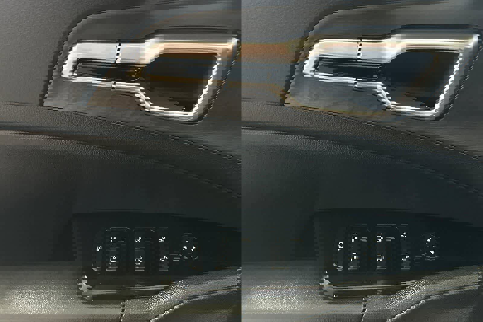 Used 2024 Kia Sportage X-Line w/ X-Line Premium Package image 13