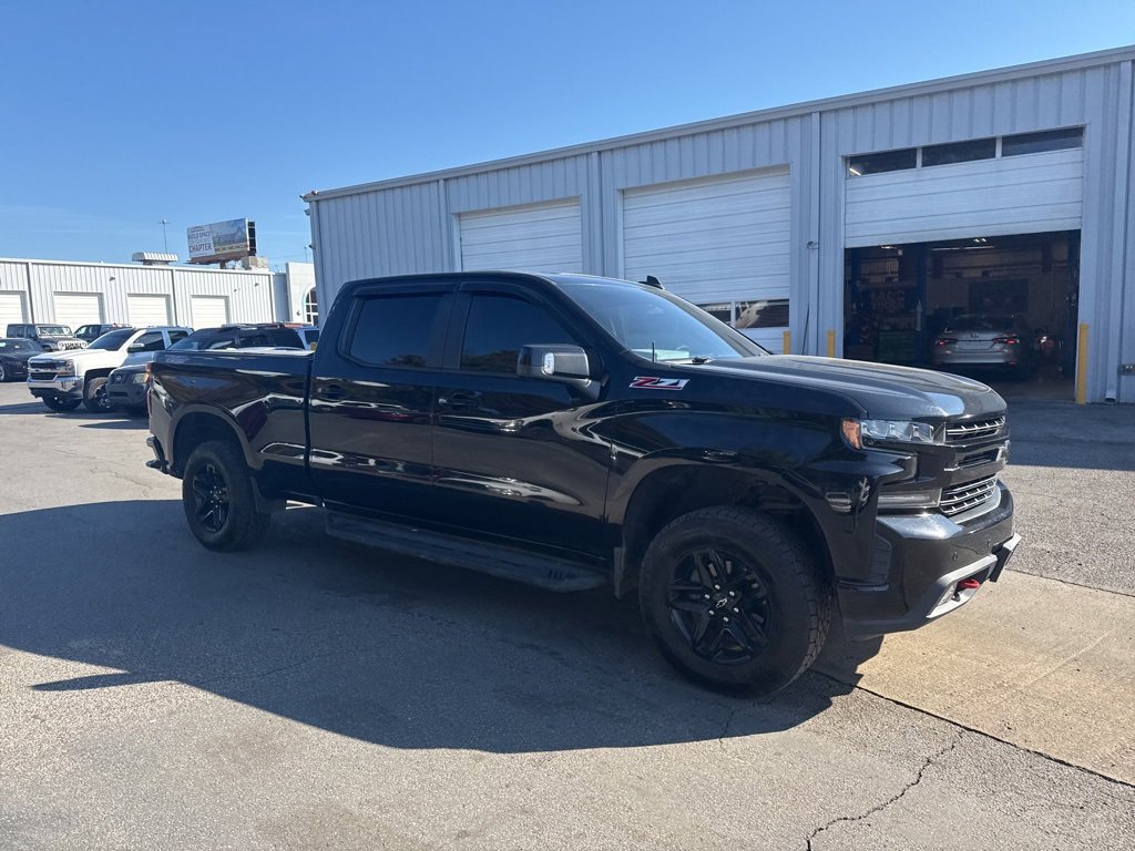 Used 2020 Chevrolet Silverado 1500 LT Trail Boss image 2