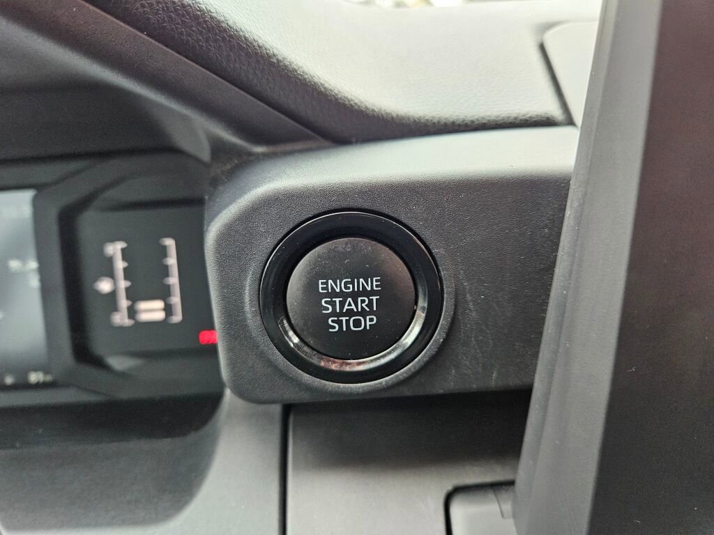Used 2024 Toyota Tacoma SR RWD image 25