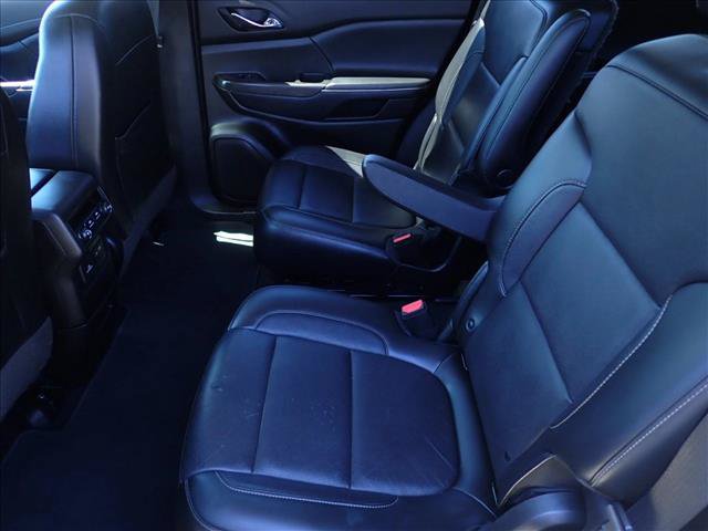 Used 2020 GMC Acadia SLT AWD/4WD image 10