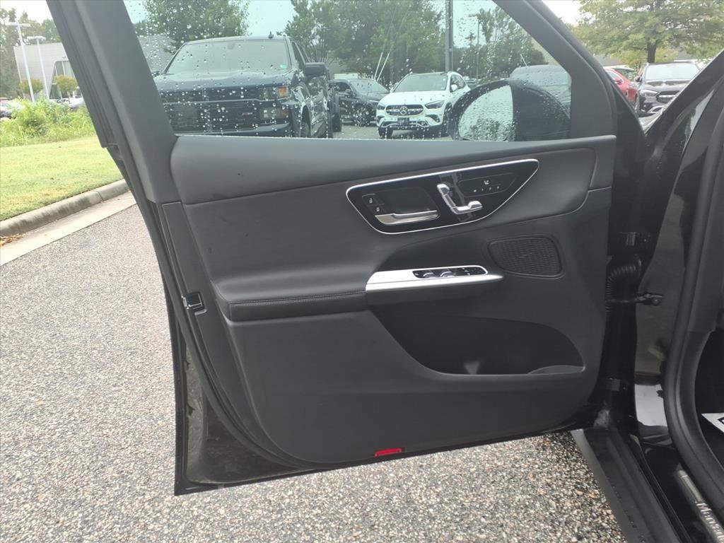Used 2026 Mercedes-Benz GLC 350e 4MATIC image 10
