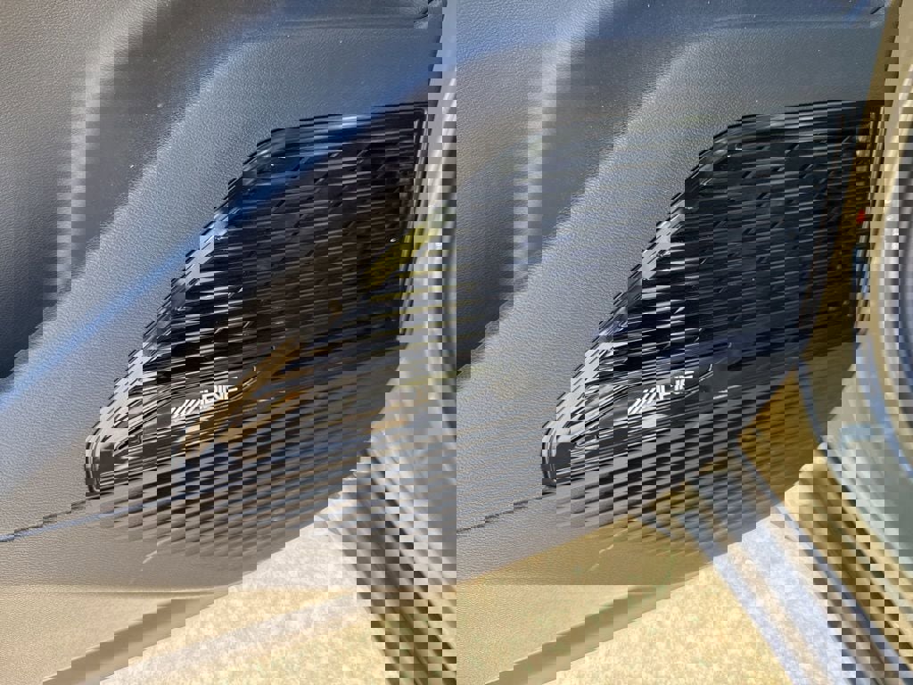 New 2026 Jeep Cherokee Overland image 23