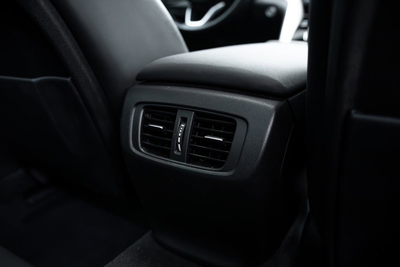 Used 2022 Acura TLX w/ Technology Package FWD image 17