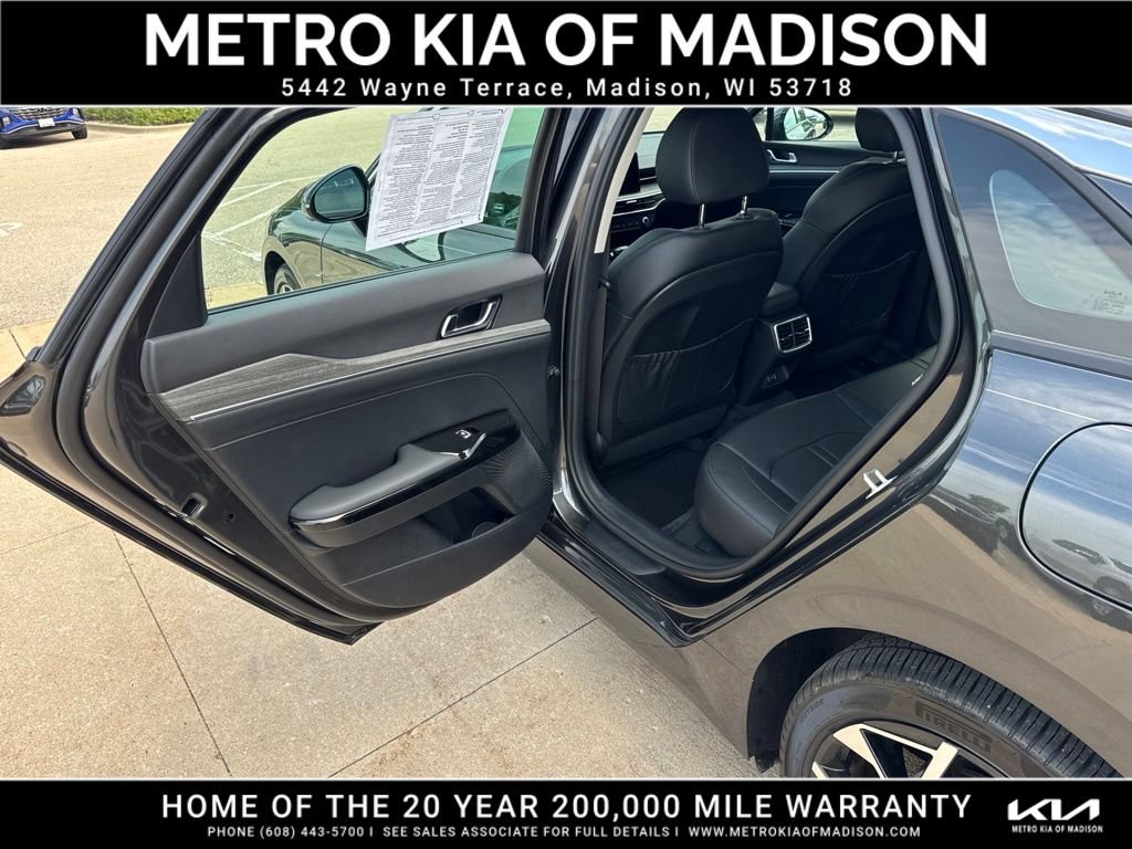 Used 2025 Kia K5 EX FWD image 32