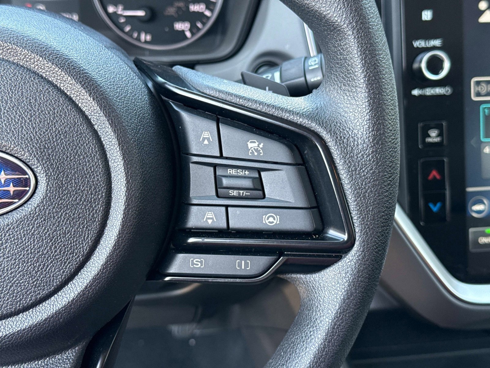 Used 2025 Subaru Crosstrek 2.0i Premium w/ Popular Package #4 image 29