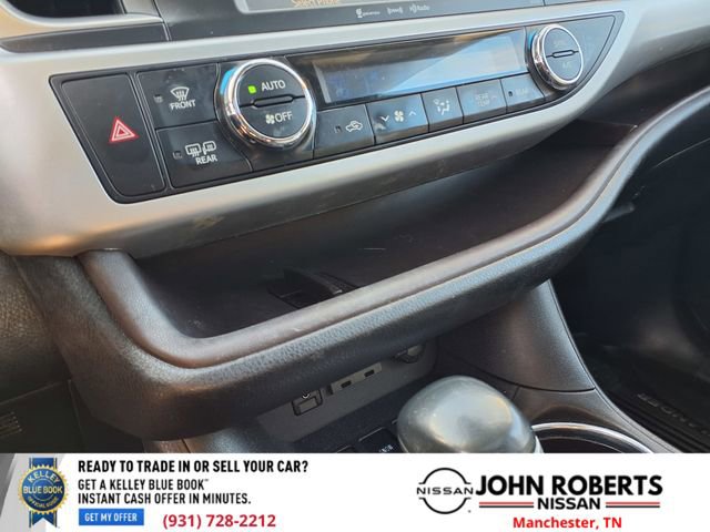 Used 2019 Toyota Highlander XLE image 30