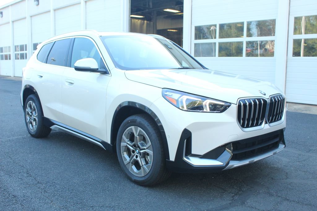 New 2026 BMW X1 xDrive28i w/ Technology Package