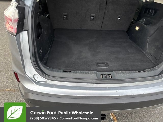 Used 2022 Ford Edge Titanium AWD/4WD image 30