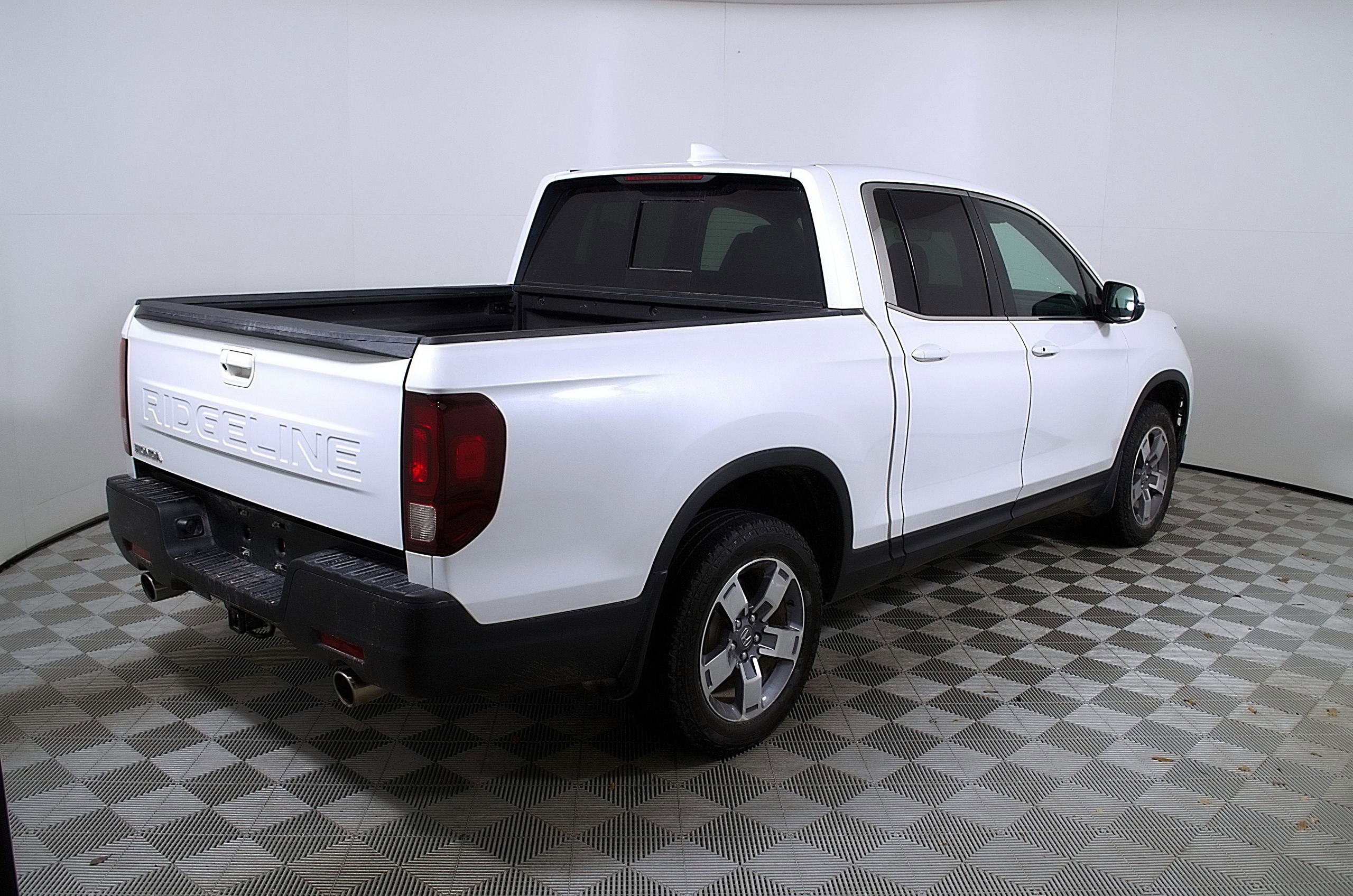 Used 2025 Honda Ridgeline RTL image 7