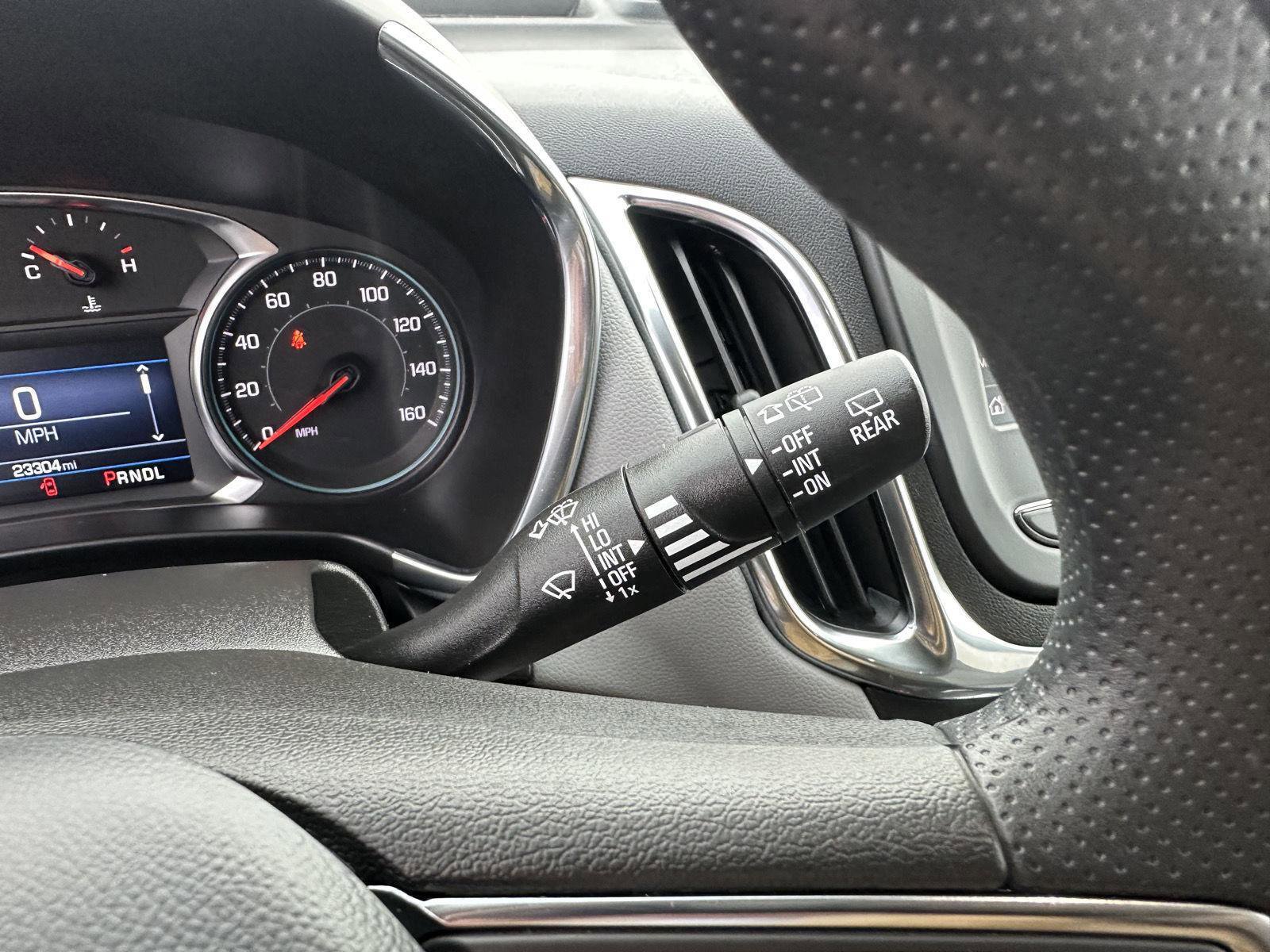 Used 2024 Chevrolet Equinox LS w/ LS Convenience Package image 30