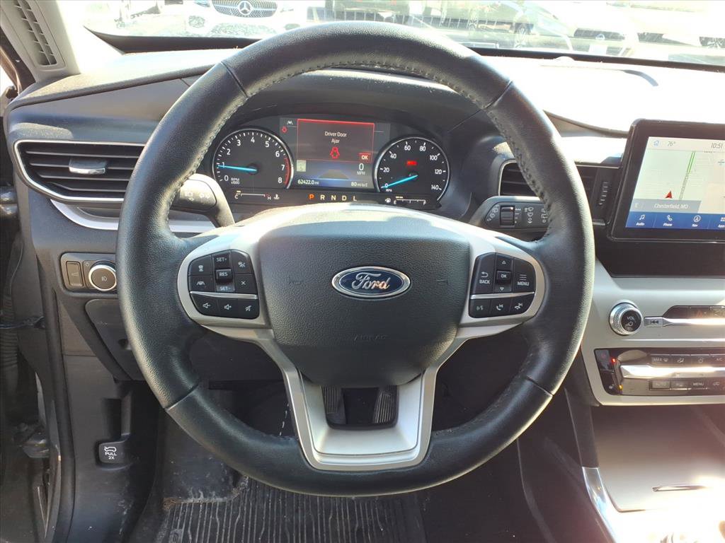 Used 2023 Ford Explorer XLT w/ Equipment Group 202A image 8