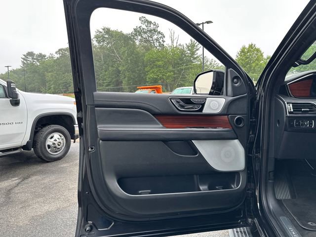 Used 2024 Lincoln Navigator Reserve image 27