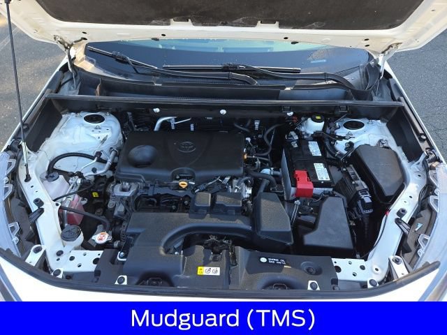 Used 2022 Toyota RAV4 LE AWD/4WD image 19